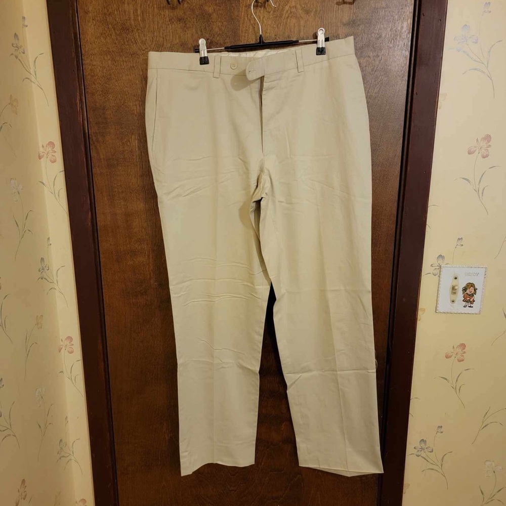 Classic Tan Men's Chinos